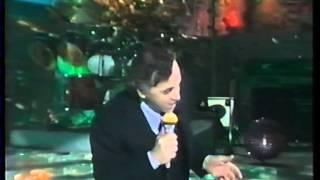 Charles Aznavour chante Poi passa  - Festival di Sanremo  - Italia 1981